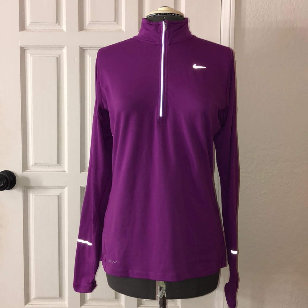 Nike Woman’s Half Zip
